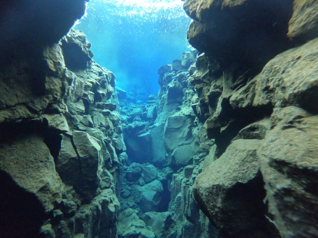 冰島斷層潛水